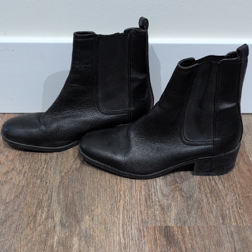Black Leather Ankle Boots - Picture 2 of 4